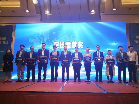 �ķ���ӻ��й�������ʾ��ҵ��������ͻ��Т˳����