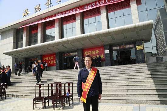 ����ʵ�������� װ����˾��װ���Գ���񡰹����ȷ�š������ƺ�